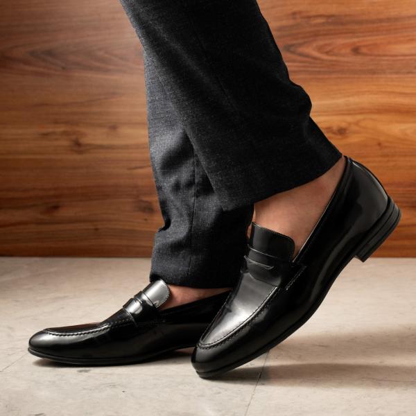 Razz Noir Cuir